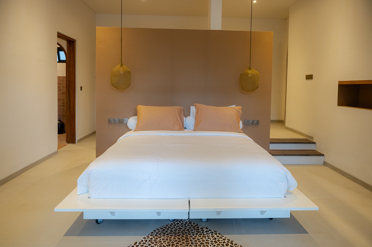 Villa Gaya Master Bedroom Bed